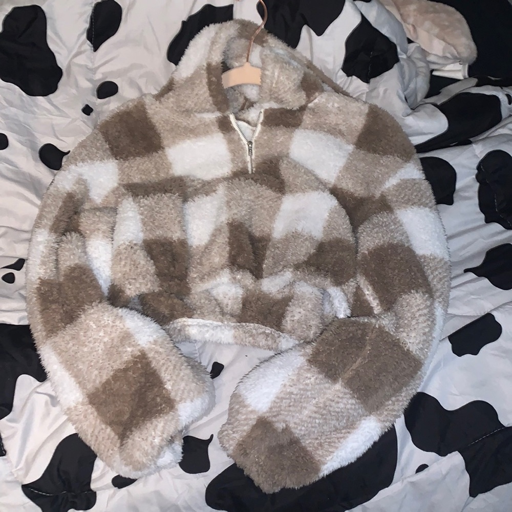 Crop hood